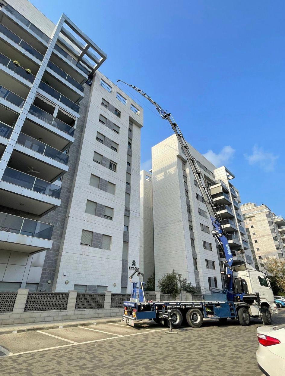 כמאל ערנוס הובלות ומנופים